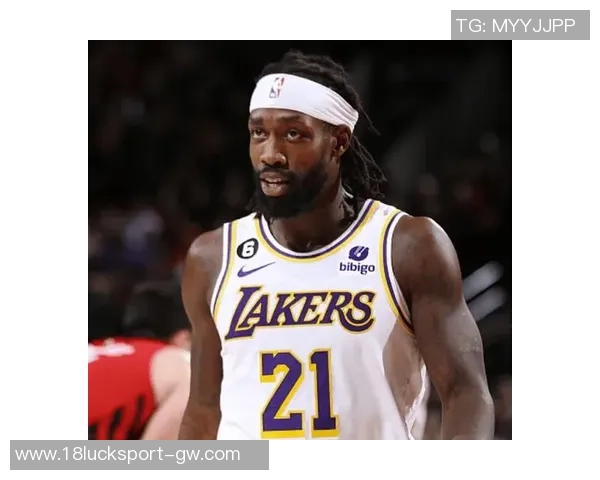 贝弗利称克莱女友碧池引发争议帕金斯力挺称与篮球无关